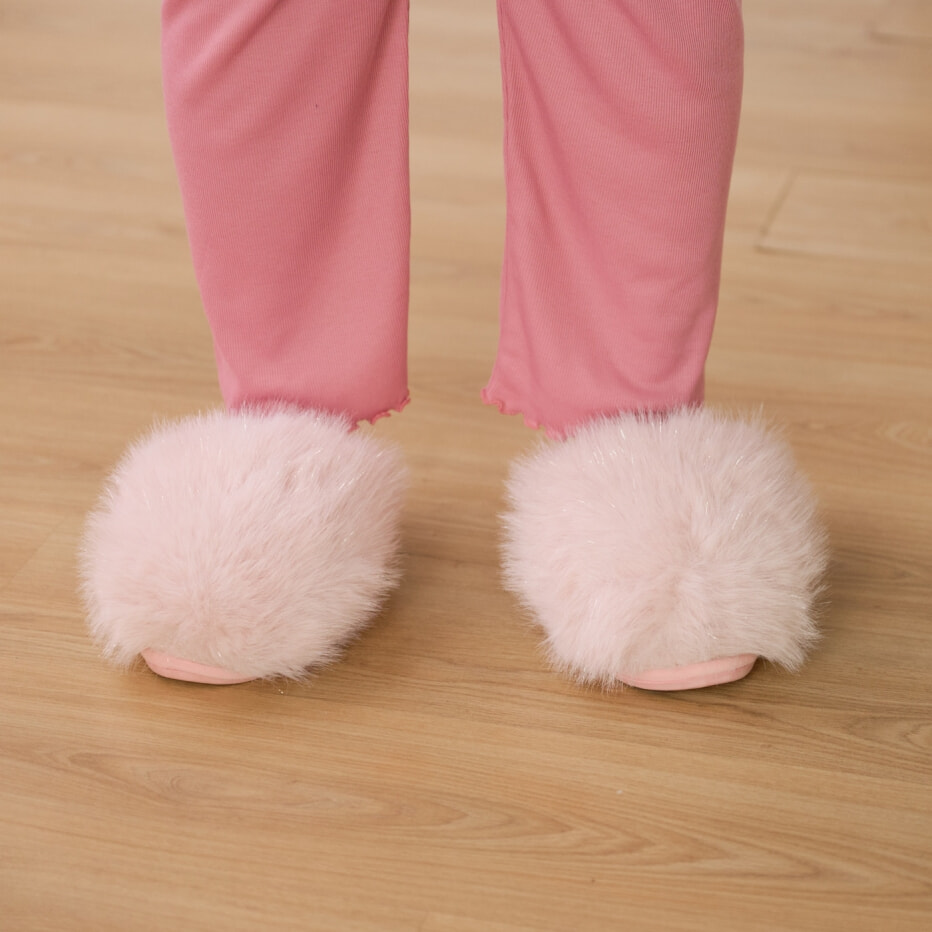 Γυναικεία Παντόφλα Γούνινη Fluffy